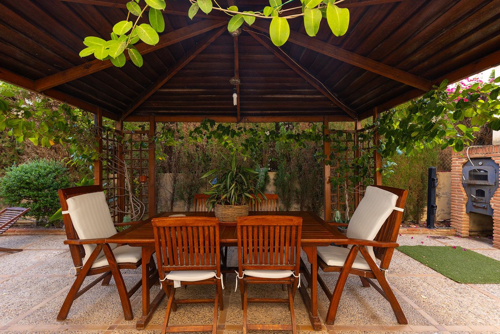 Dining area in villa for sale in Torrevieja