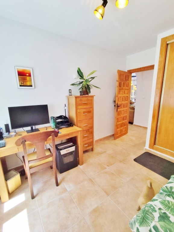 Dining area in villa for sale in San Miguel de Salinas