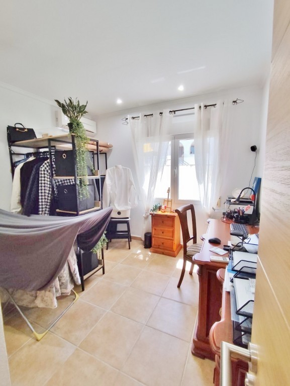 Bedroom in villa for sale in San Miguel de Salinas
