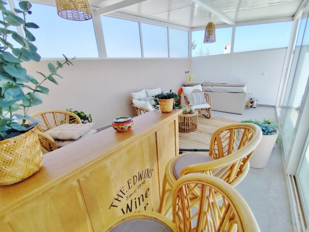 Living room in villa for sale in San Miguel de Salinas