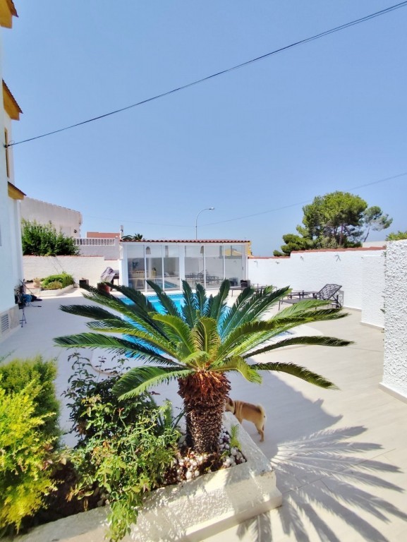 Kitchen in villa for sale in San Miguel de Salinas
