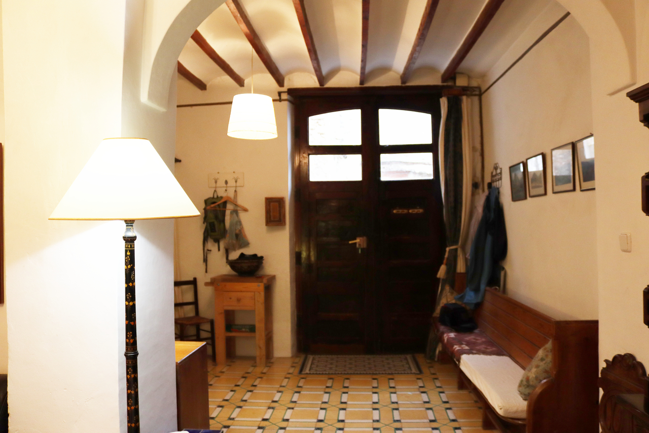 This beautiful traditional Spanish townhouse is located in the heart of the village of Castell de Ca