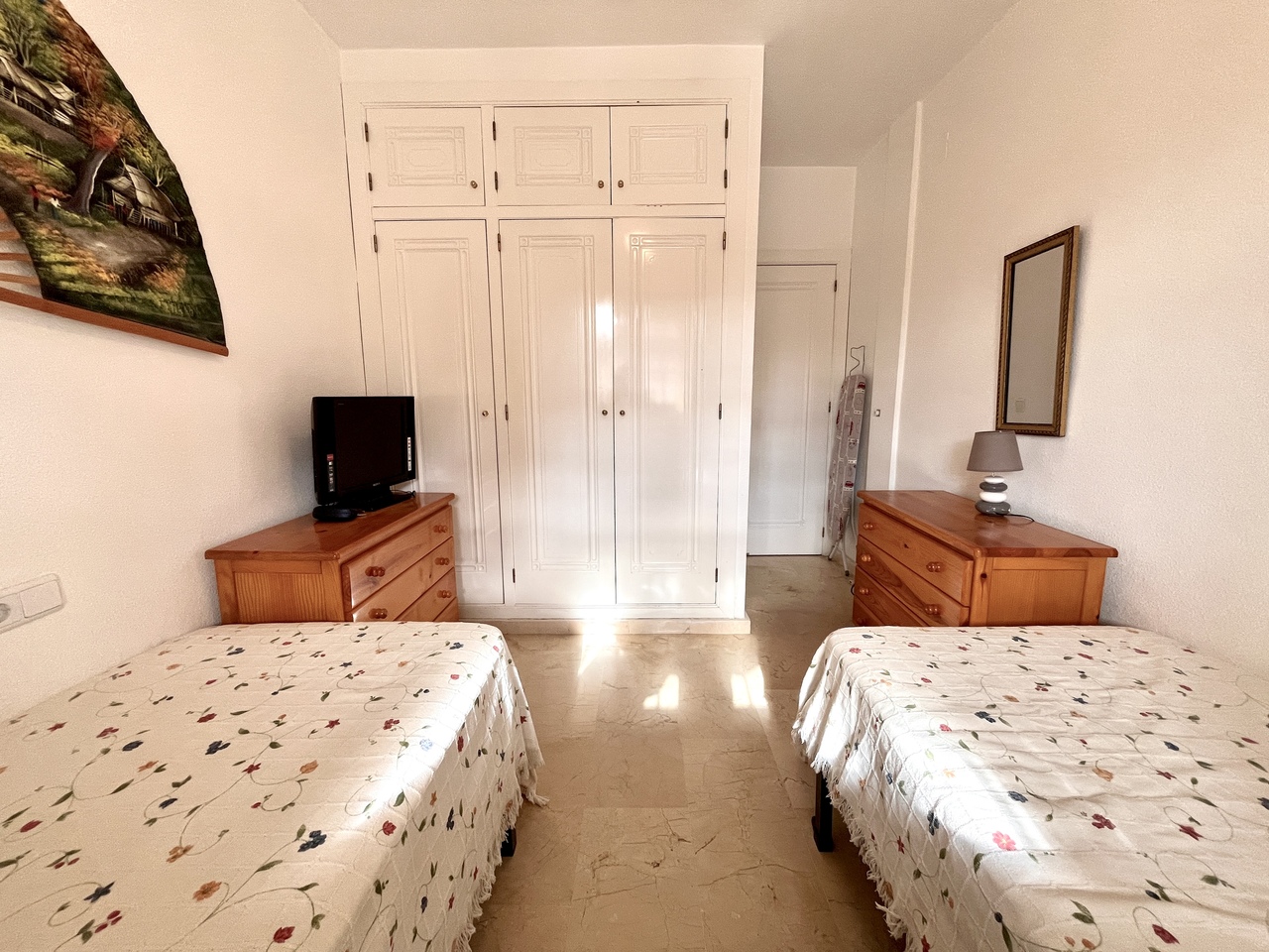 Master bedroom in apartment for sale in Playa Flamenca
