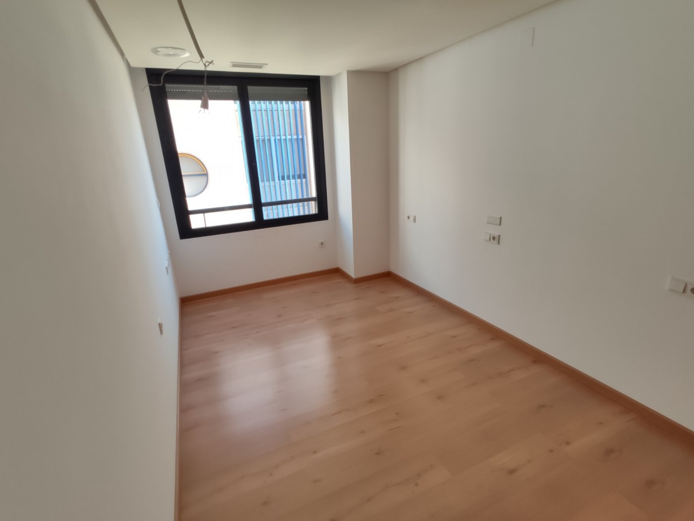 Bedroom in apartment for sale in Torrevieja