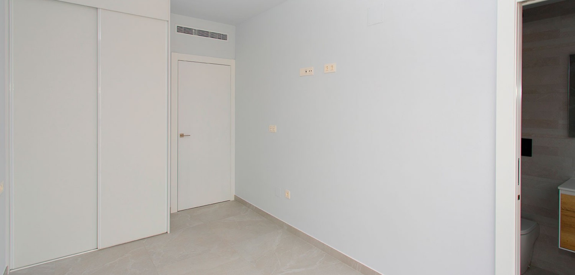Bathroom in apartment for sale in Torrevieja