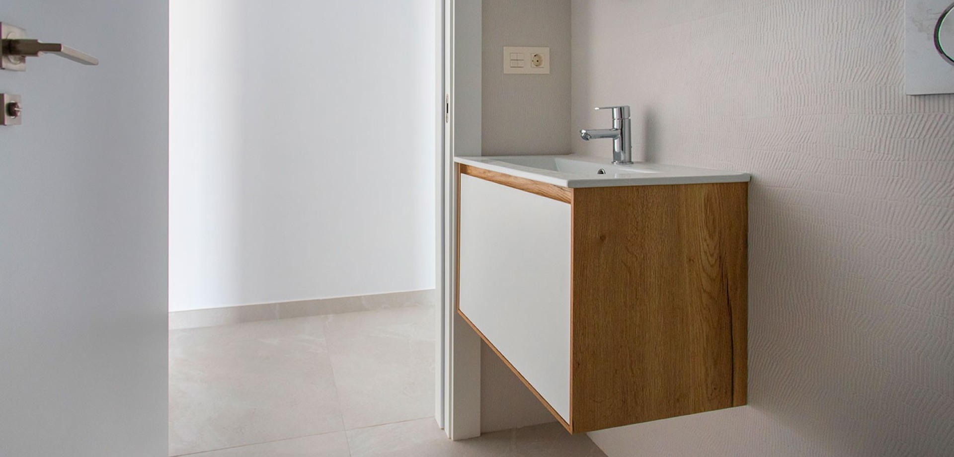 Bedroom in apartment for sale in Torrevieja