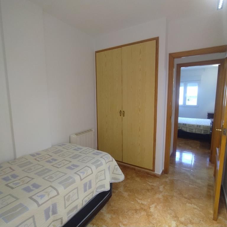Bedroom in apartment for sale in Torrevieja