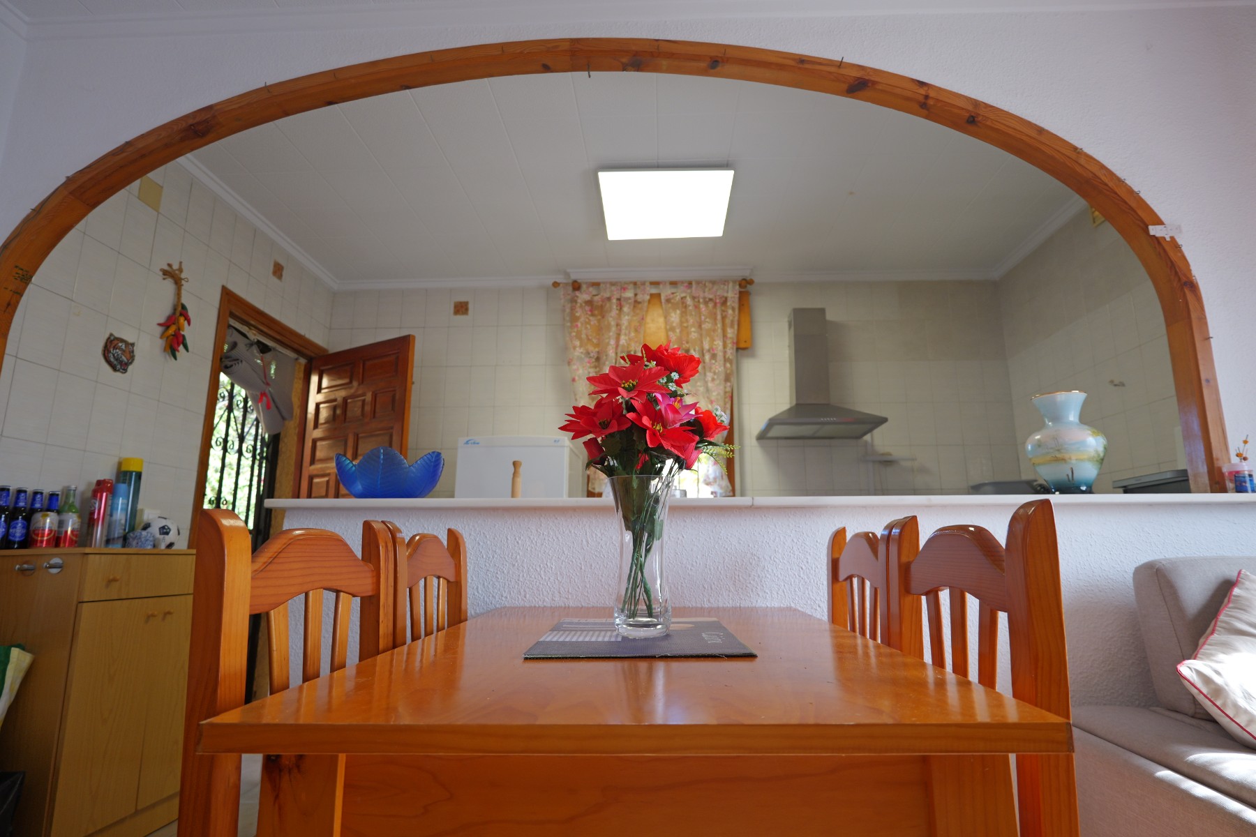 Master bedroom in villa for sale in La Siesta