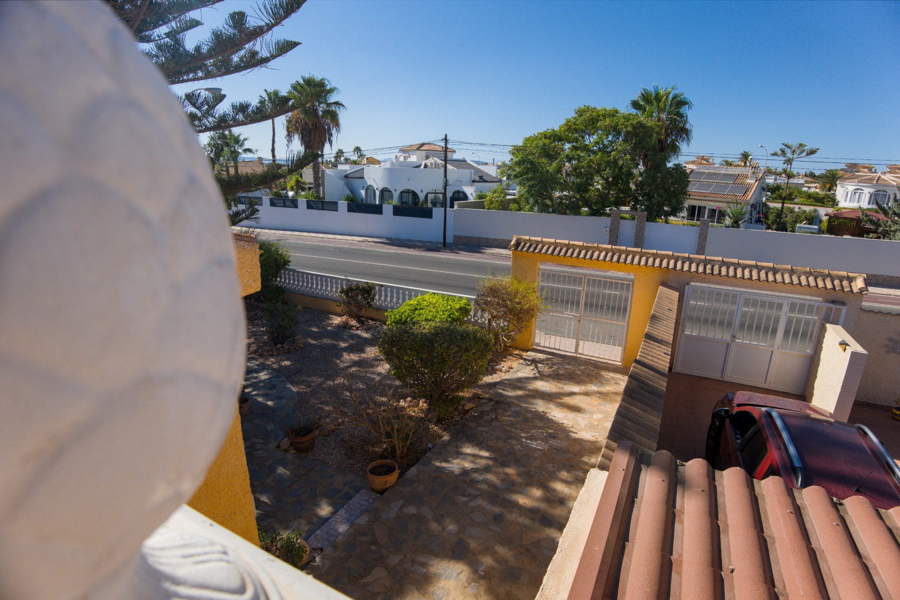 Pool area in villa for sale in La Siesta
