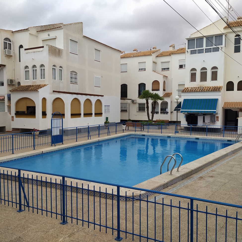 Living room in apartment for sale in Torrevieja