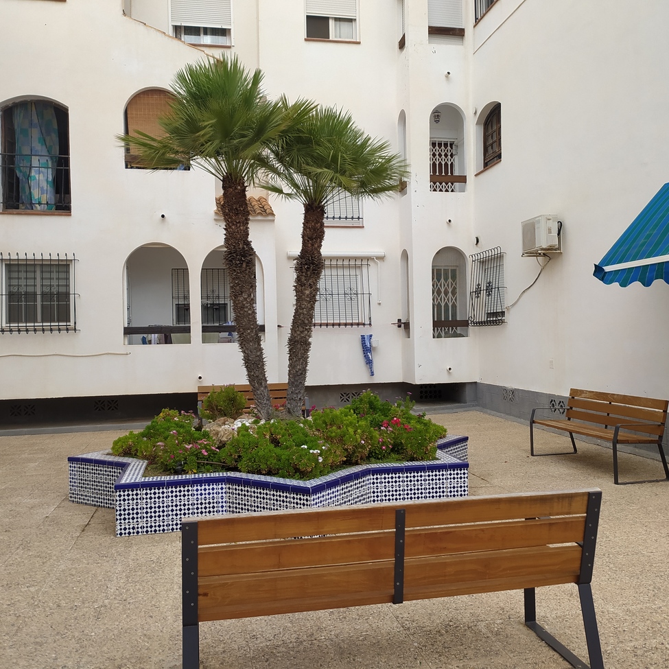Master bedroom in apartment for sale in Torrevieja
