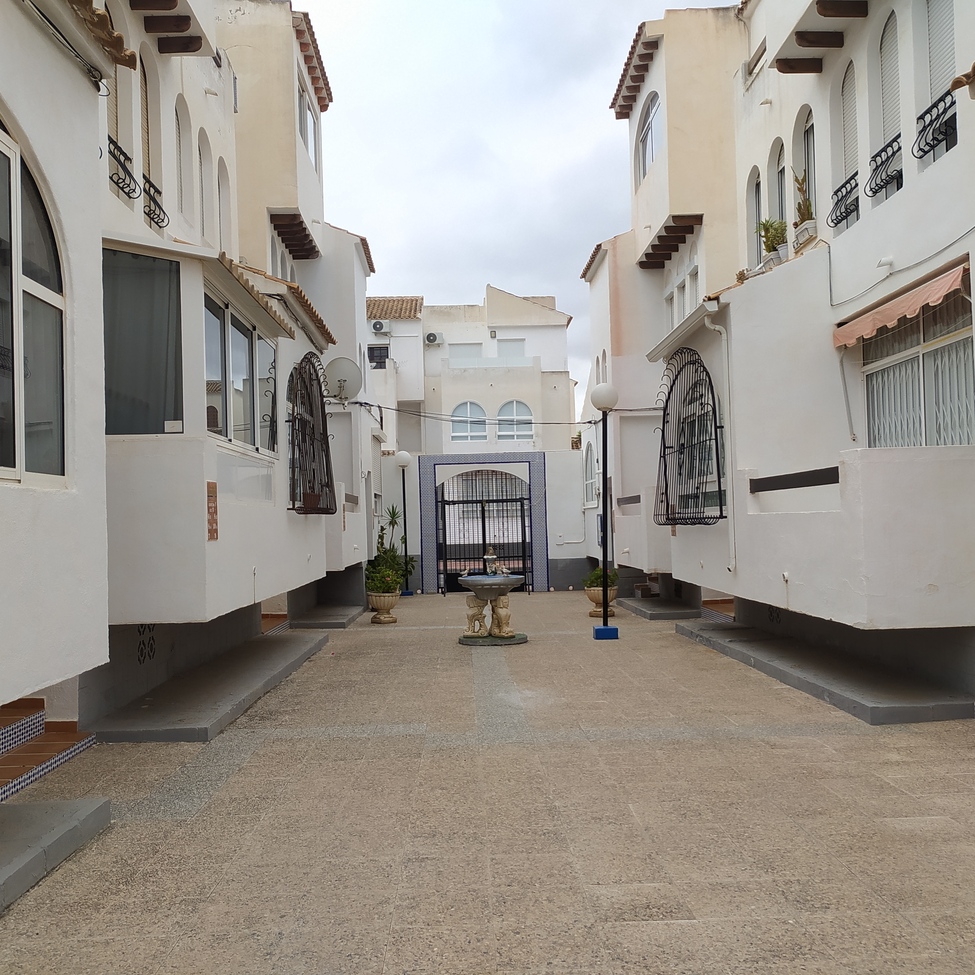 Bathroom in apartment for sale in Torrevieja