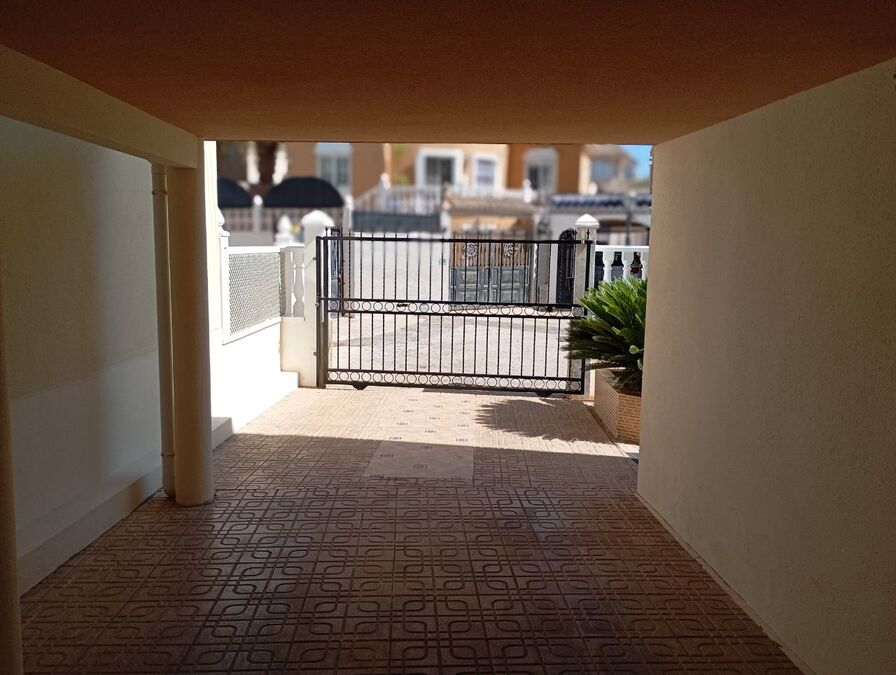 Exterior view in villa for sale in Villamartin