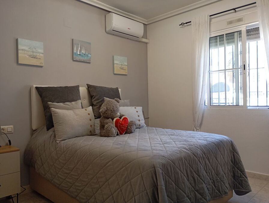Exterior view in villa for sale in Villamartin
