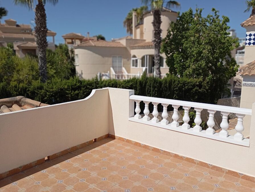 Pool area in villa for sale in Villamartin