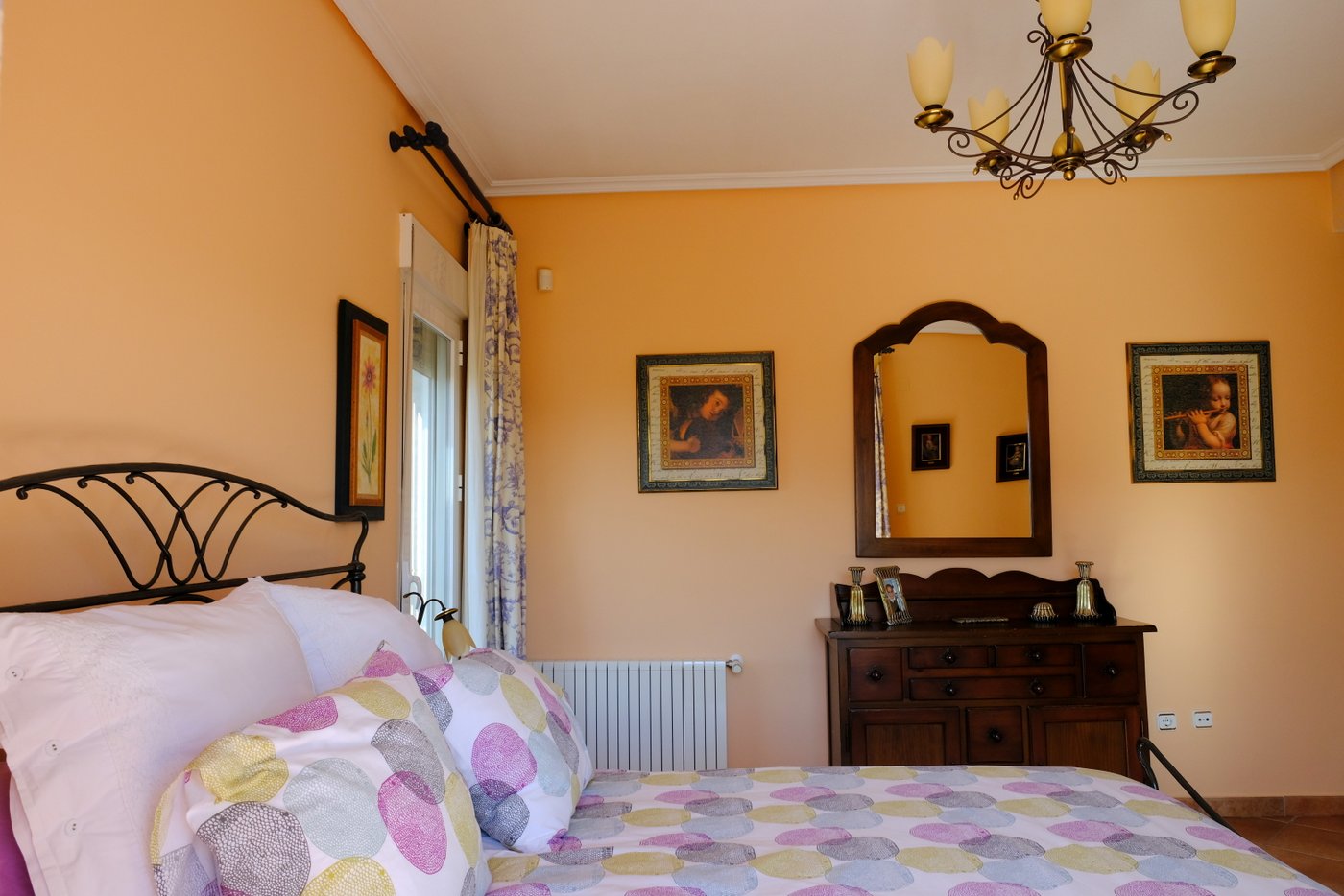 Pool area in finca for sale in Orihuela