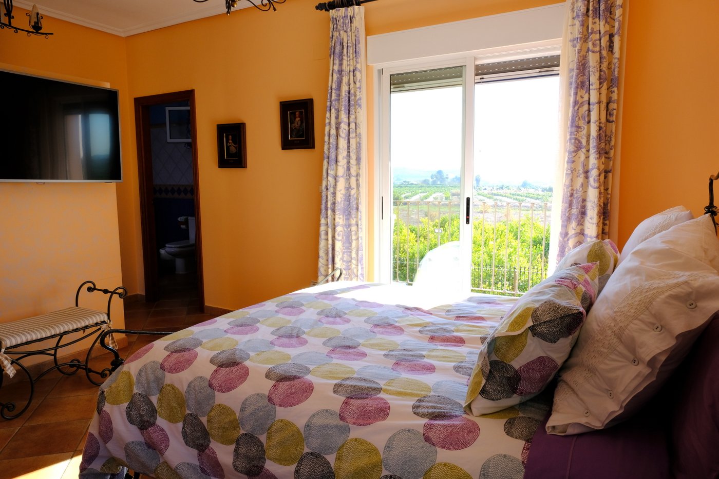 Garden in finca for sale in Orihuela