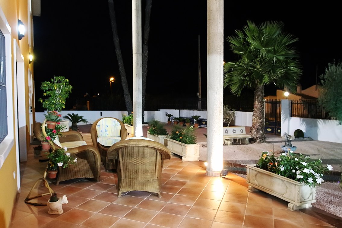 Kitchen in finca for sale in Orihuela