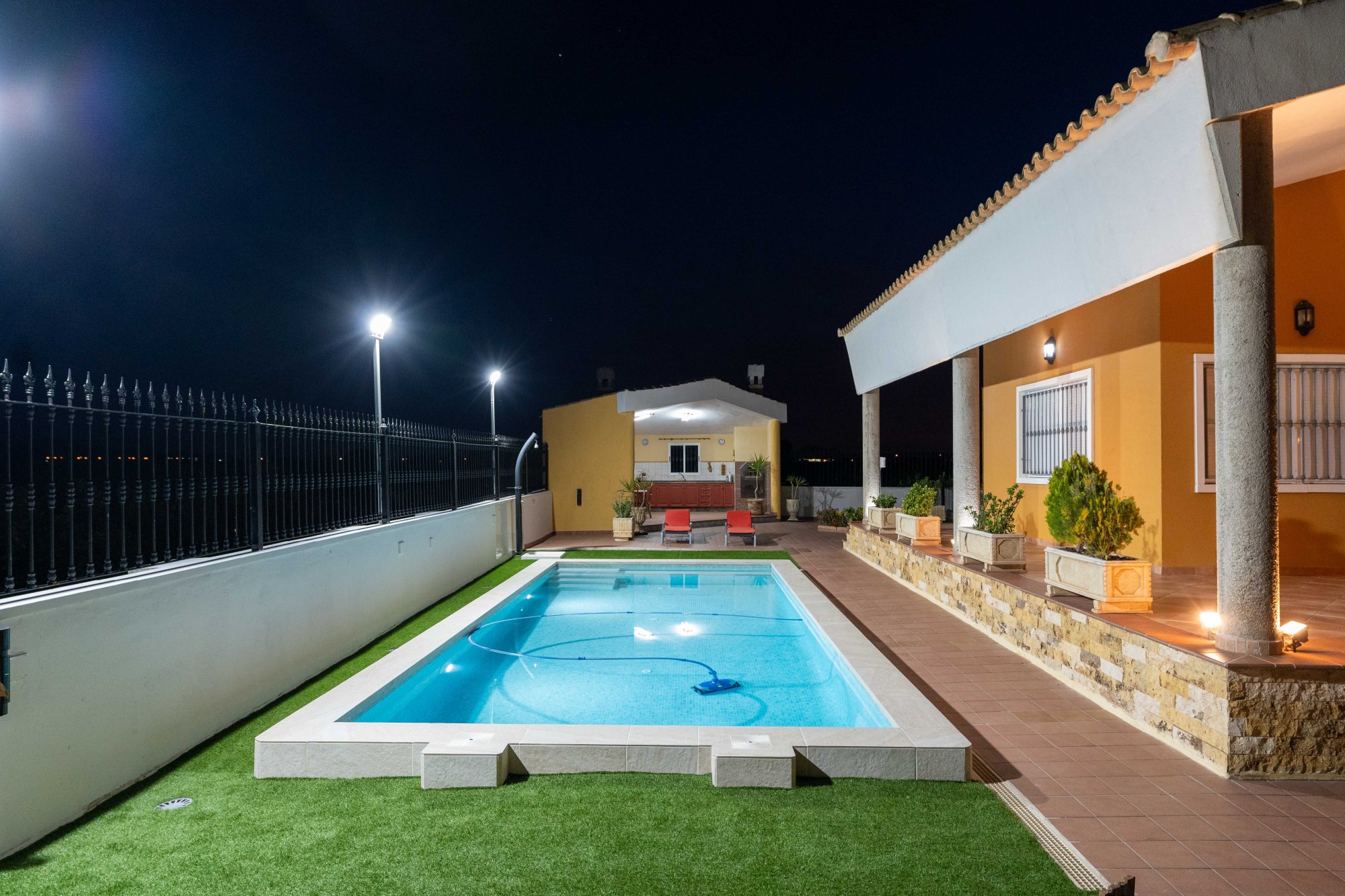 Master bedroom in finca for sale in Orihuela