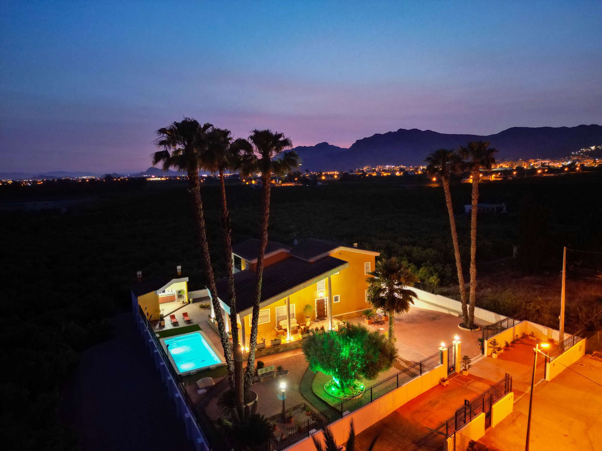 Terrace in finca for sale in Orihuela