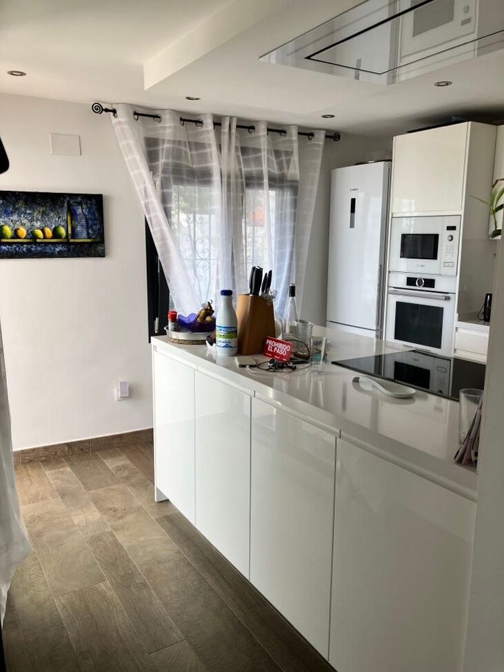 Master bedroom in villa for sale in Calpe