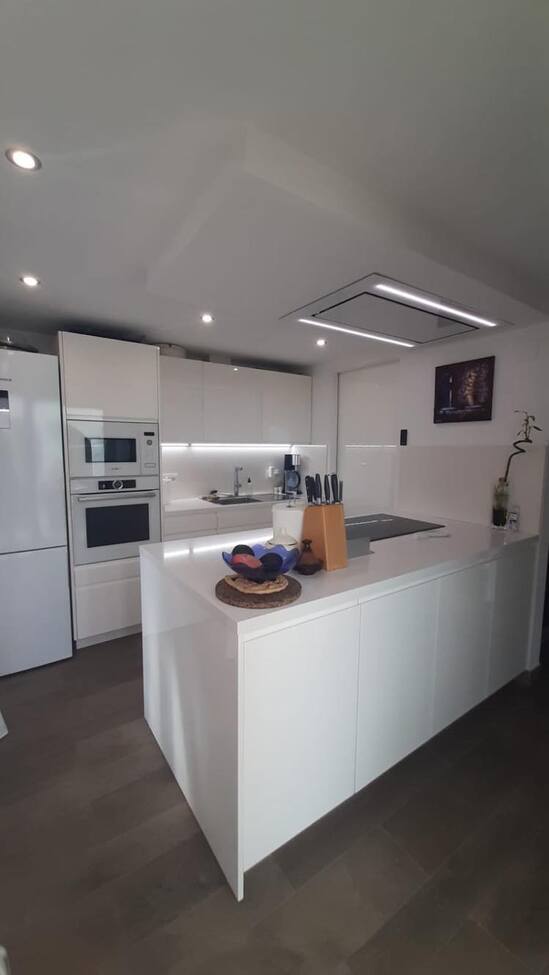 Bathroom in villa for sale in Calpe