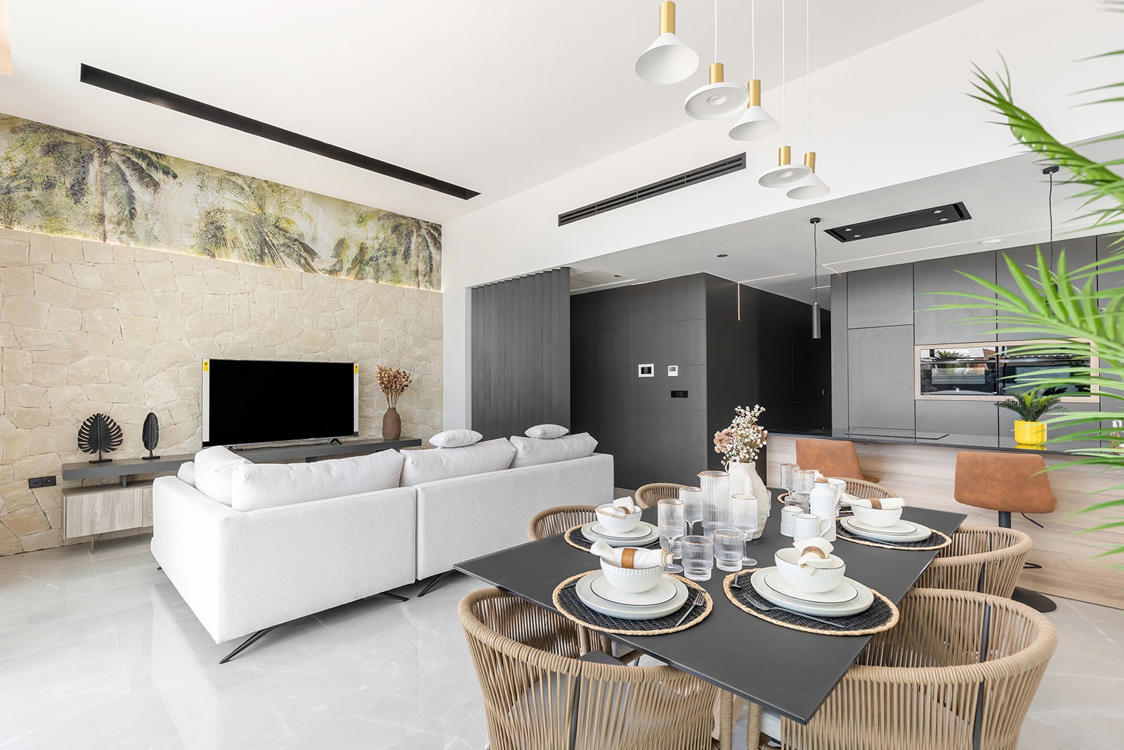 Kitchen in villa for sale in El Chaparral