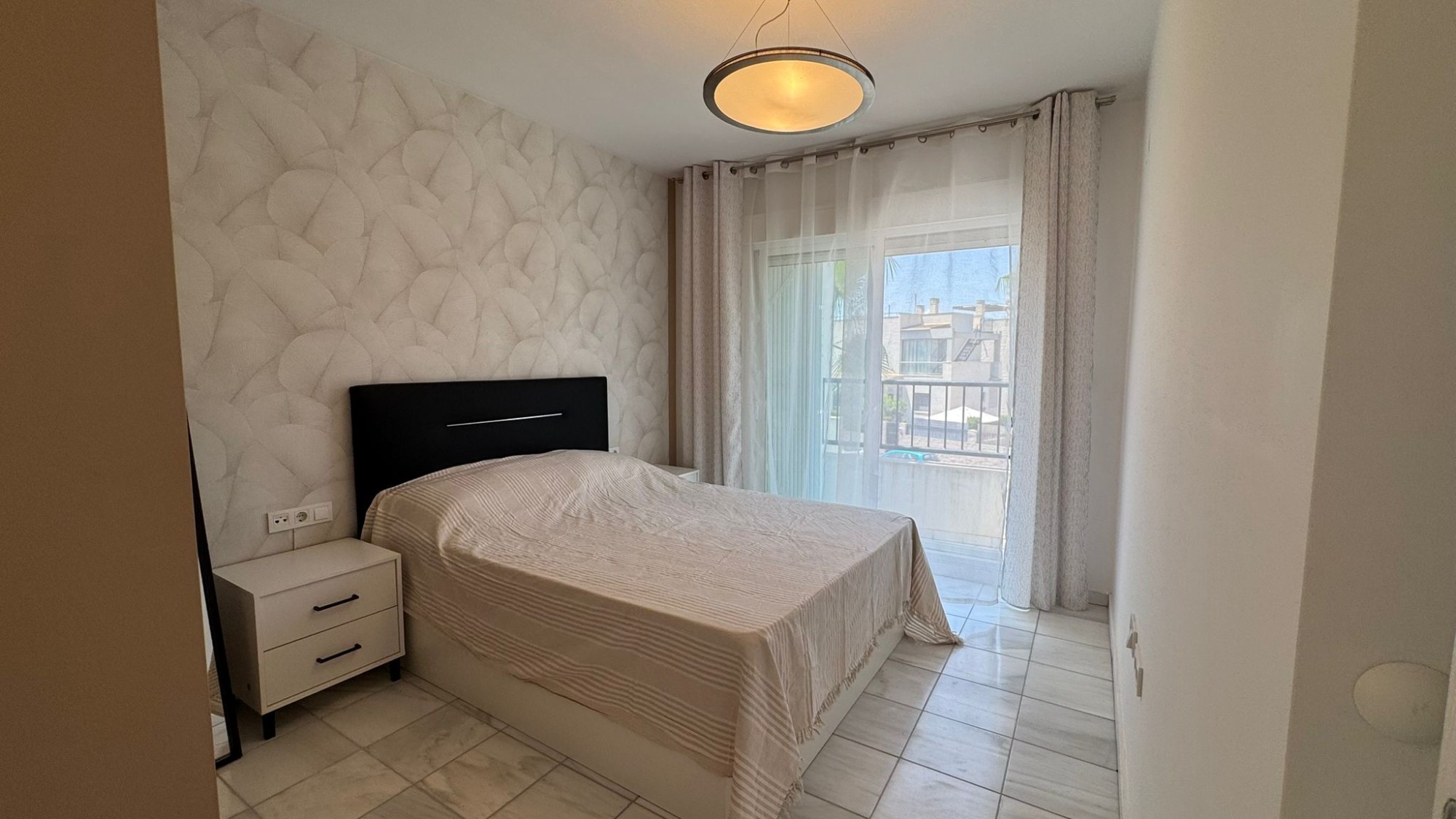 Terrace in bungalow for sale in Torrevieja