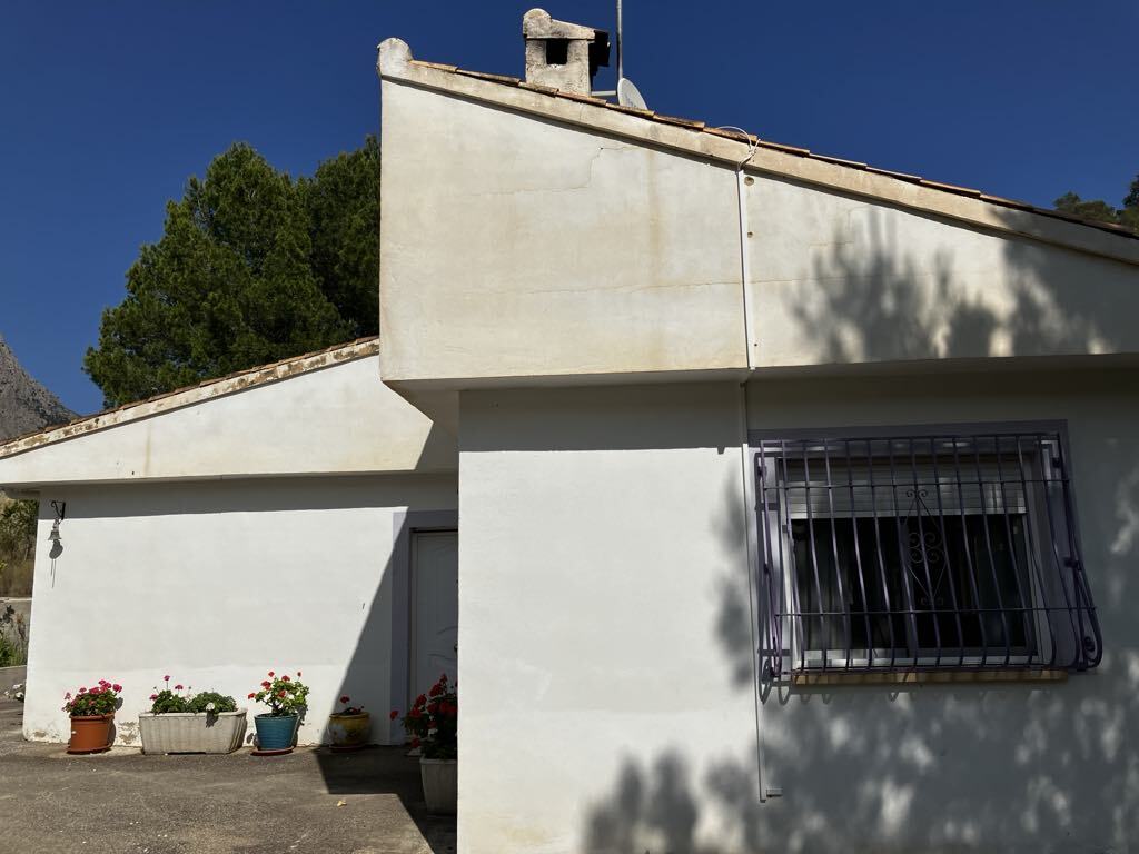 Kitchen in villa for sale in Finestrat