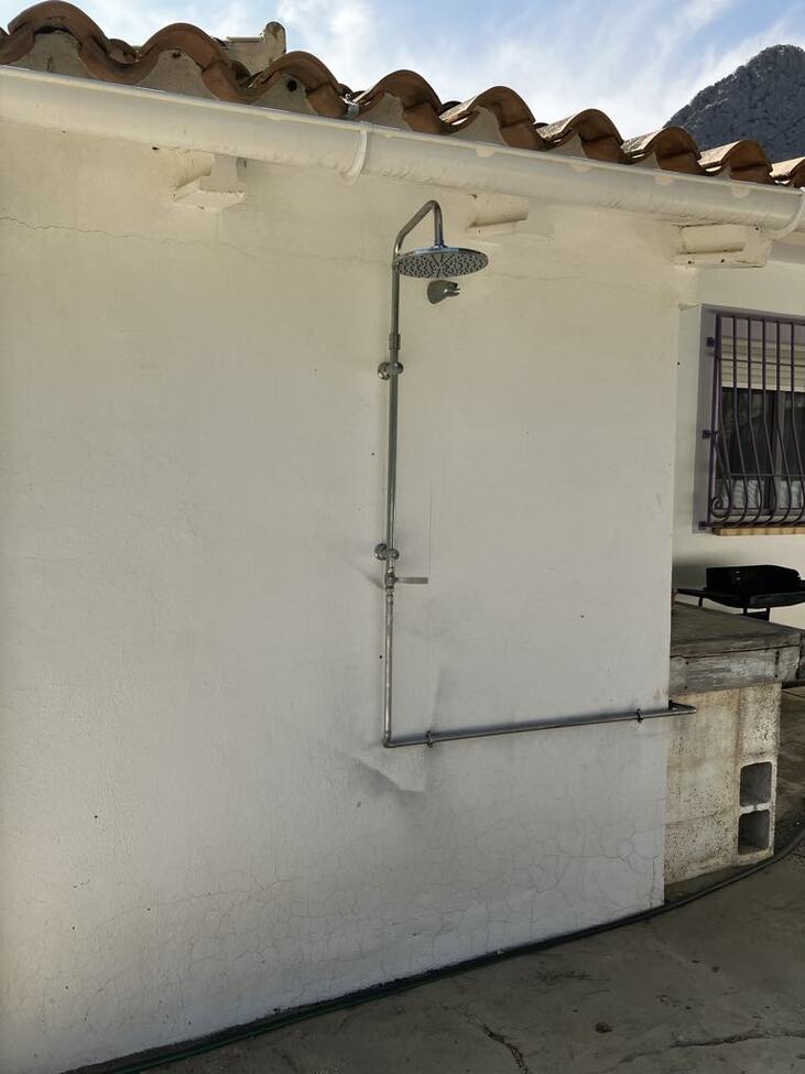 Bathroom in villa for sale in Finestrat