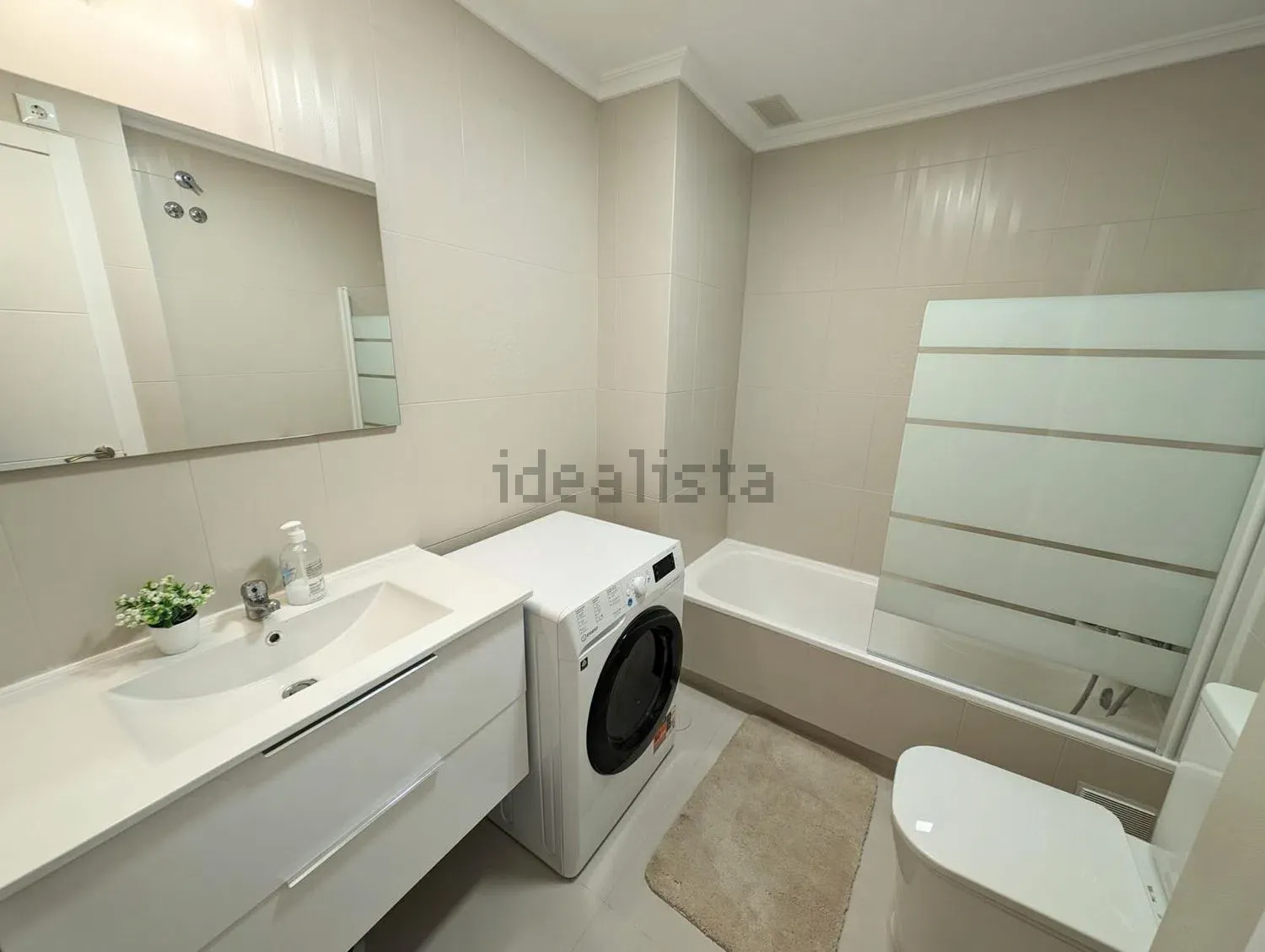 Dining area in apartment for sale in Torrevieja