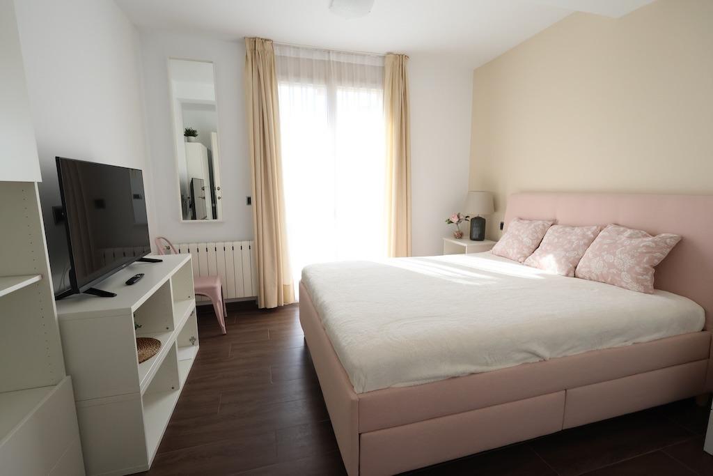 Living room in villa for sale in Cabo Roig