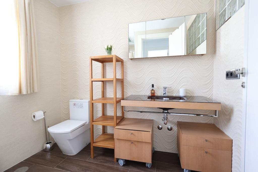 Master bedroom in villa for sale in Cabo Roig