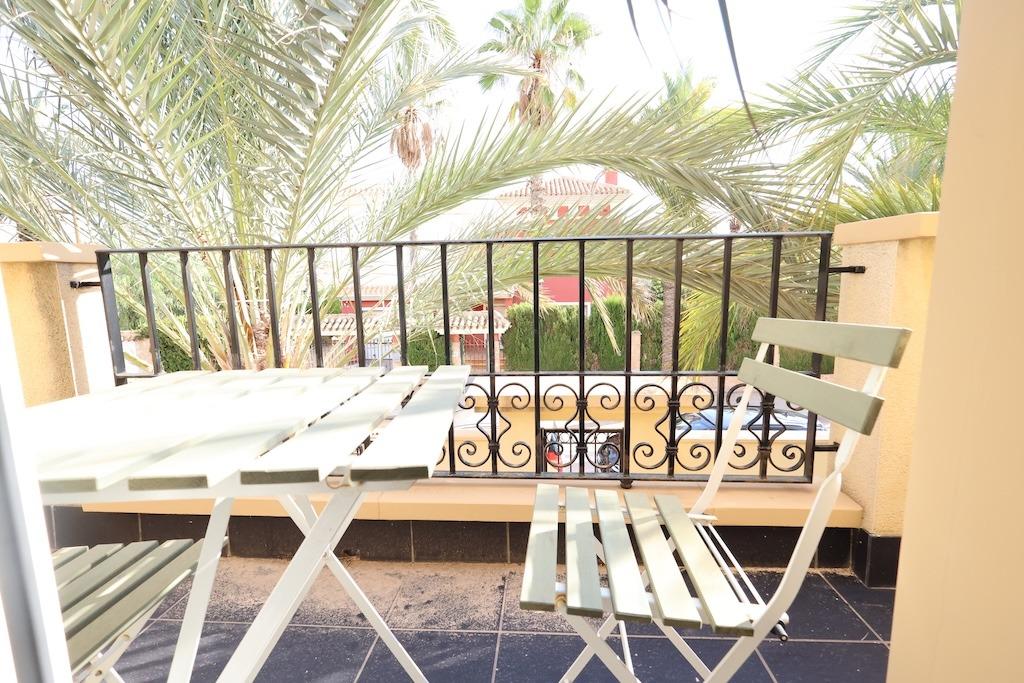 Kitchen in villa for sale in Cabo Roig