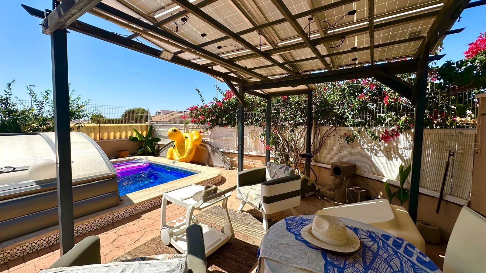 Exterior view in villa for sale in Orihuela Costa