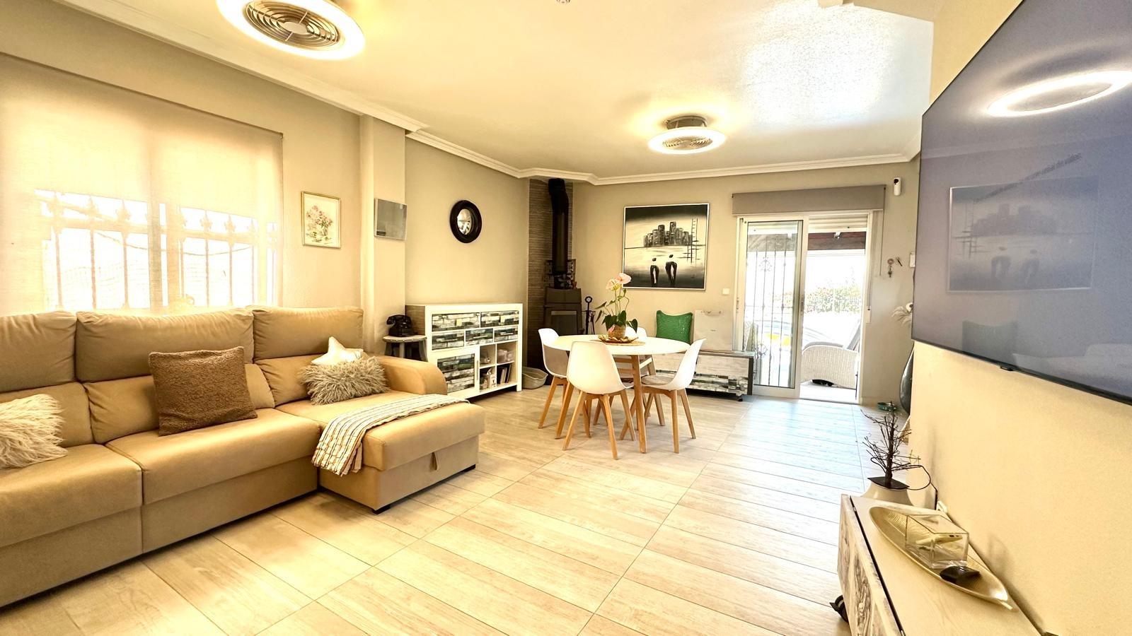Dining area in villa for sale in Orihuela Costa