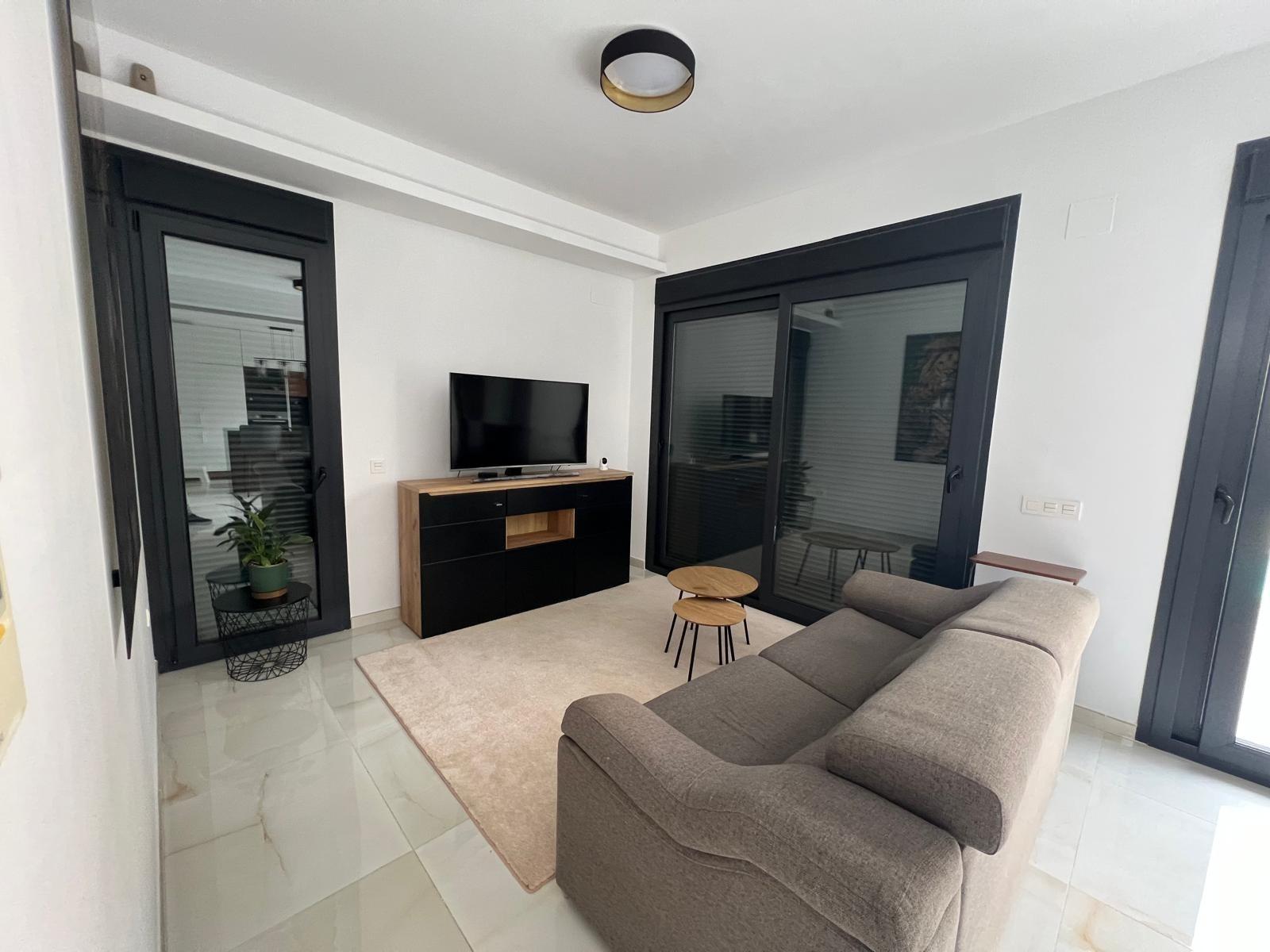 Garden in villa for sale in Orihuela Costa
