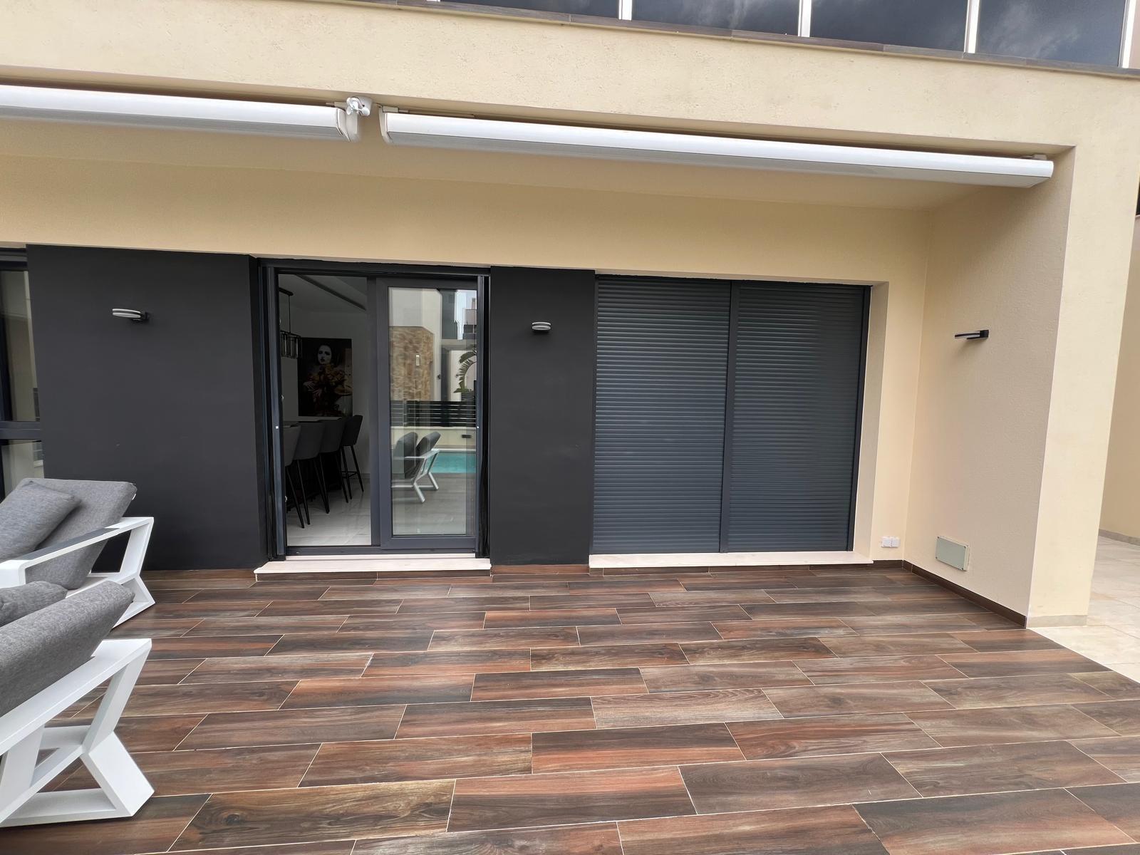 Terrace in villa for sale in Orihuela Costa