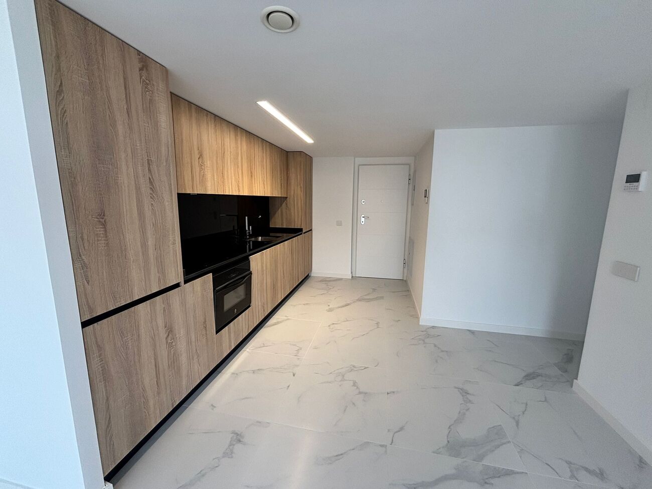 A unique opportunity to purchase a brand new apartment on the first line of the sea, with spectacula