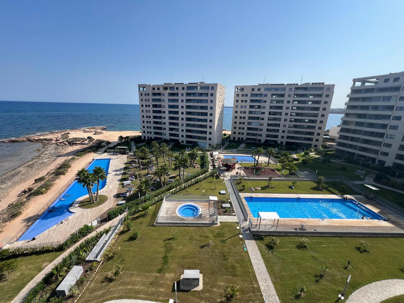 Garden in apartment for sale in Punta Prima
