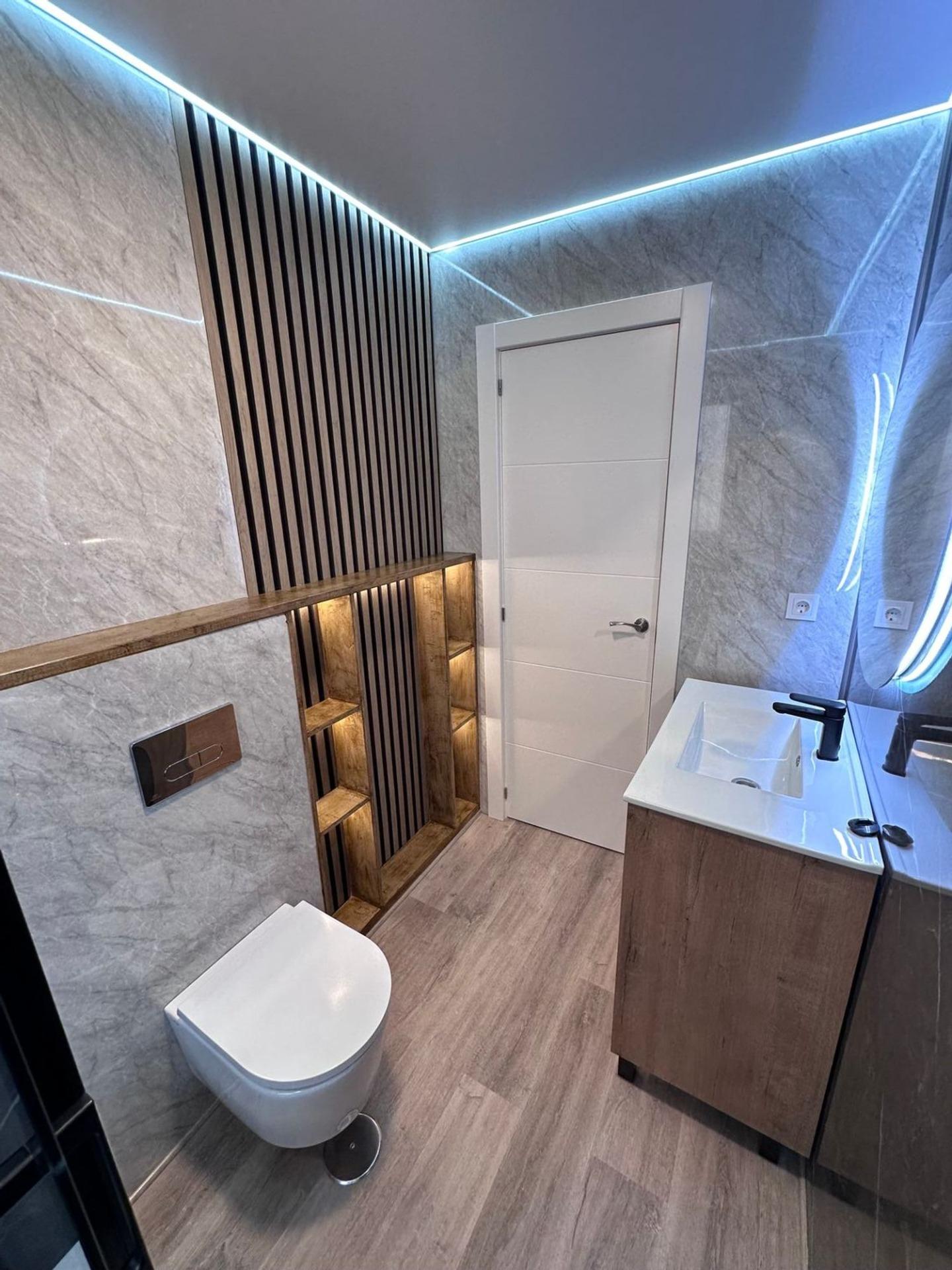 Bathroom in apartment for sale in Torrevieja