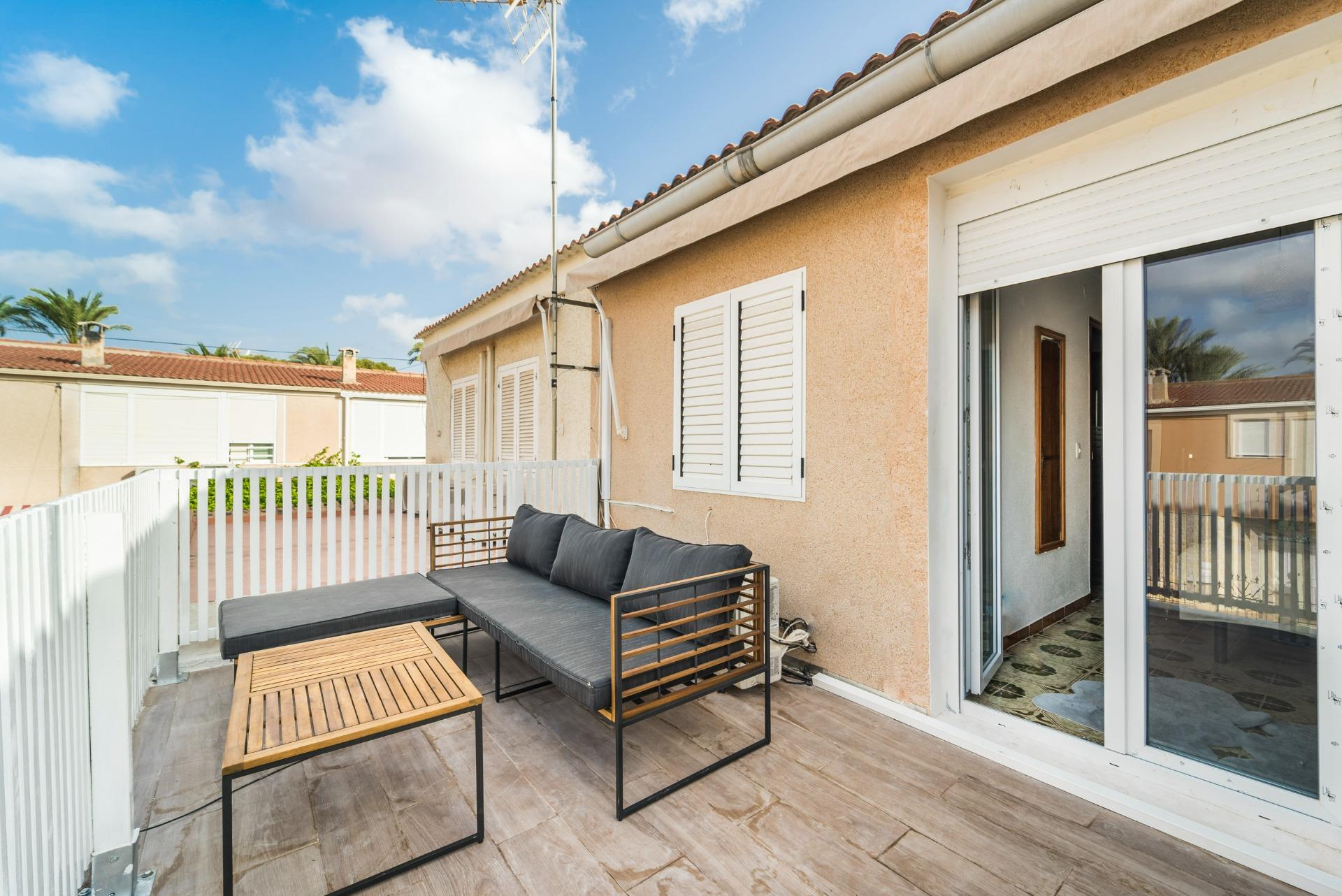 Bedroom in duplex for sale in Torrevieja