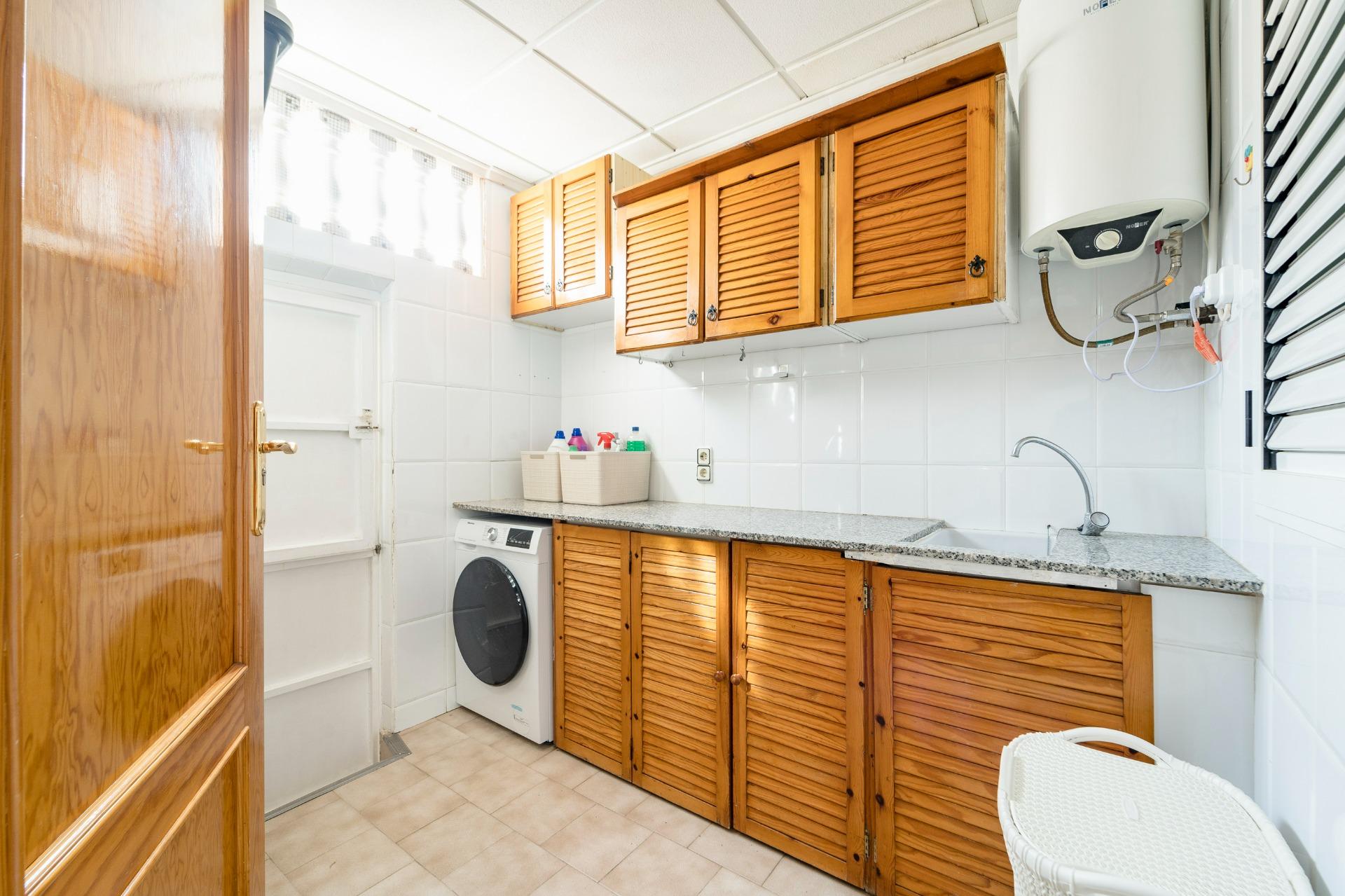 Dining area in duplex for sale in Torrevieja