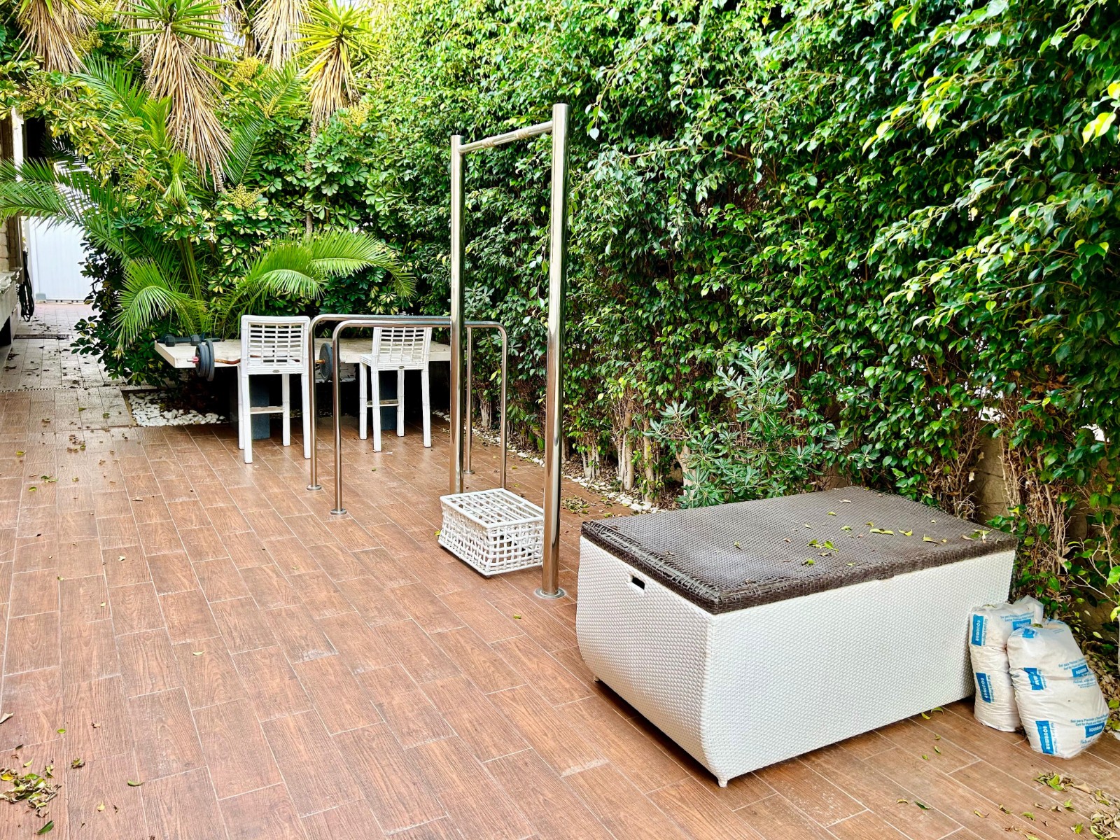 Master bedroom in villa for sale in Torrevieja