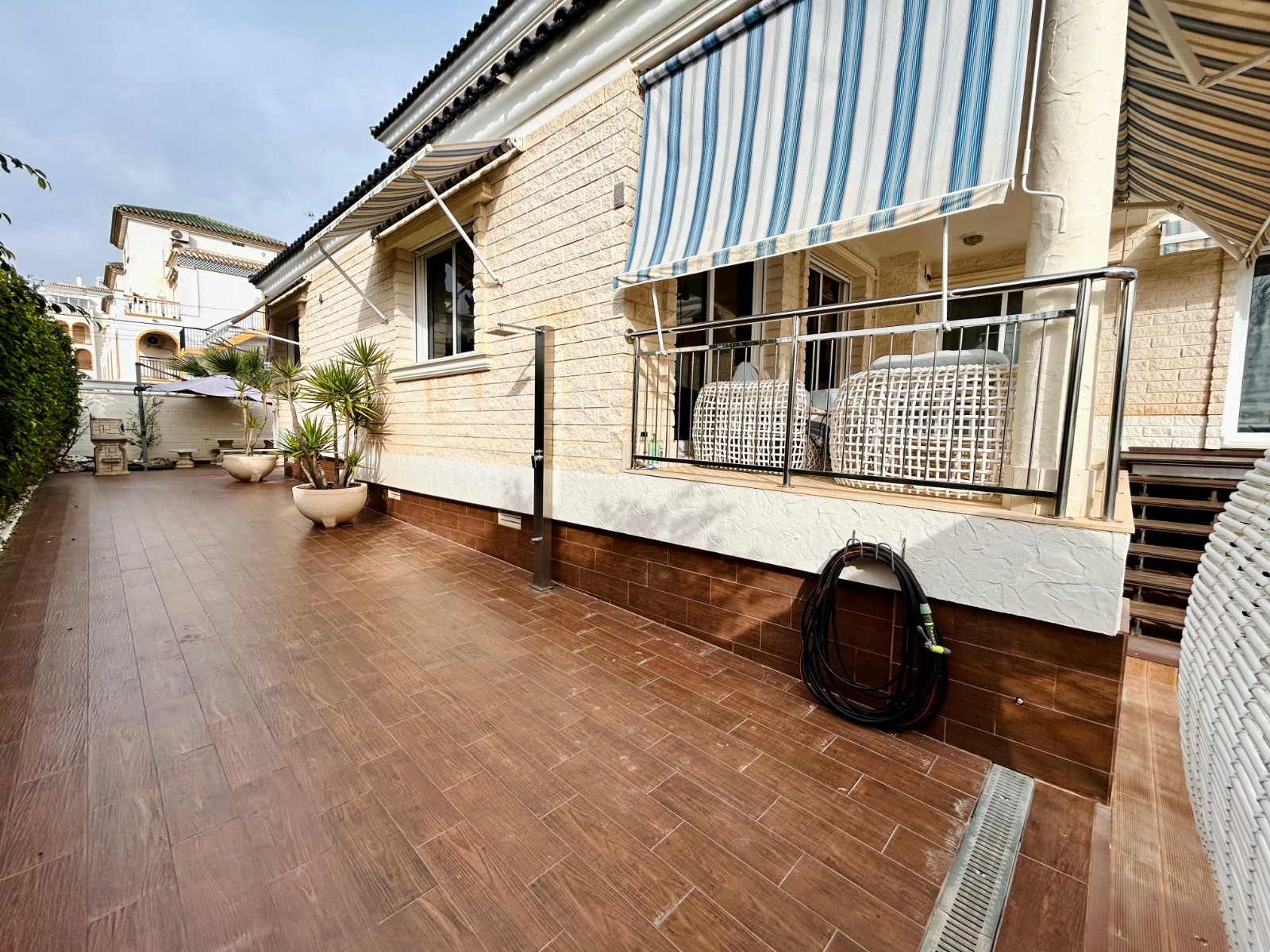 Master bedroom in villa for sale in Torrevieja