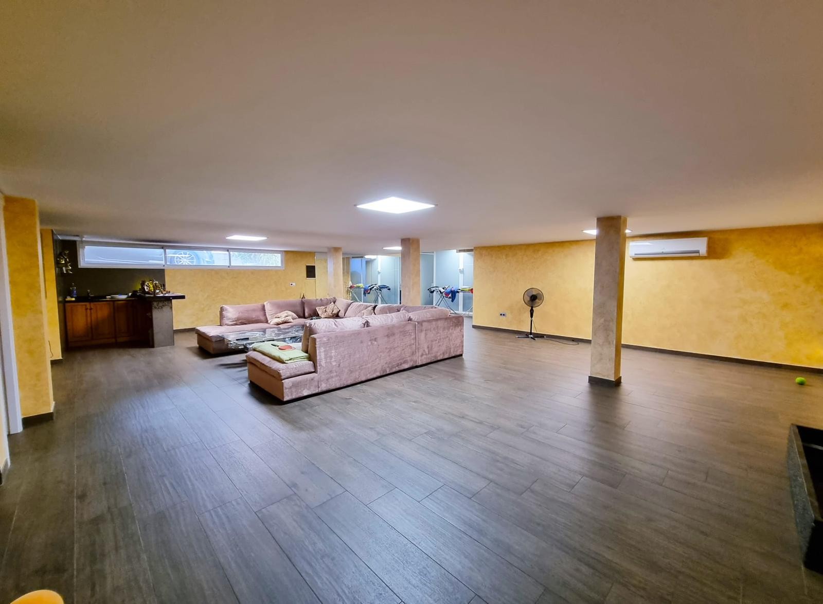 Living room in villa for sale in Torrevieja
