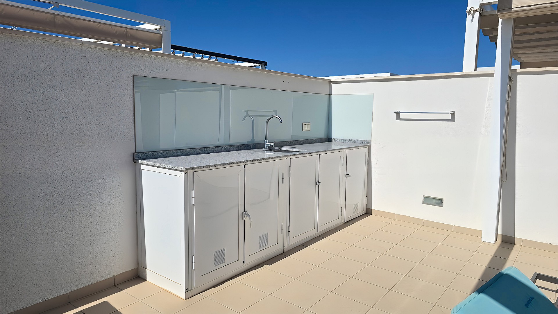 Bathroom in apartment for sale in Pilar de La Horadada