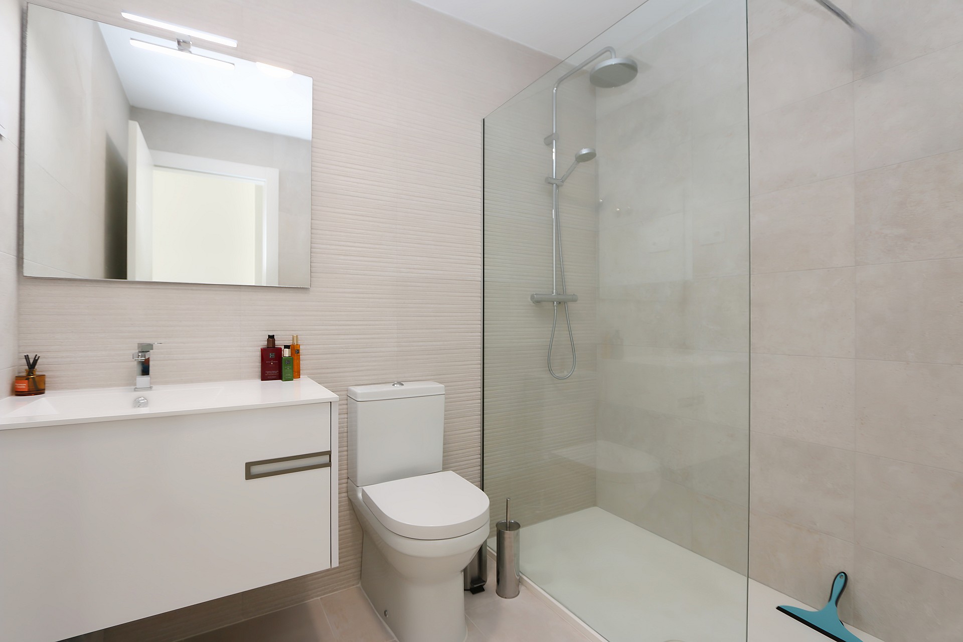 Master bedroom in apartment for sale in Pilar de La Horadada