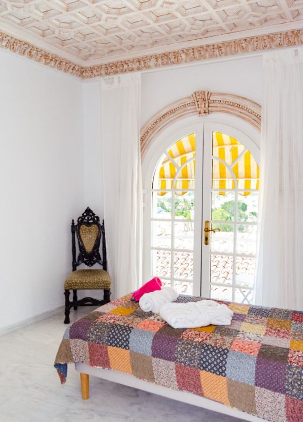 Pool area in villa for sale in Orxeta