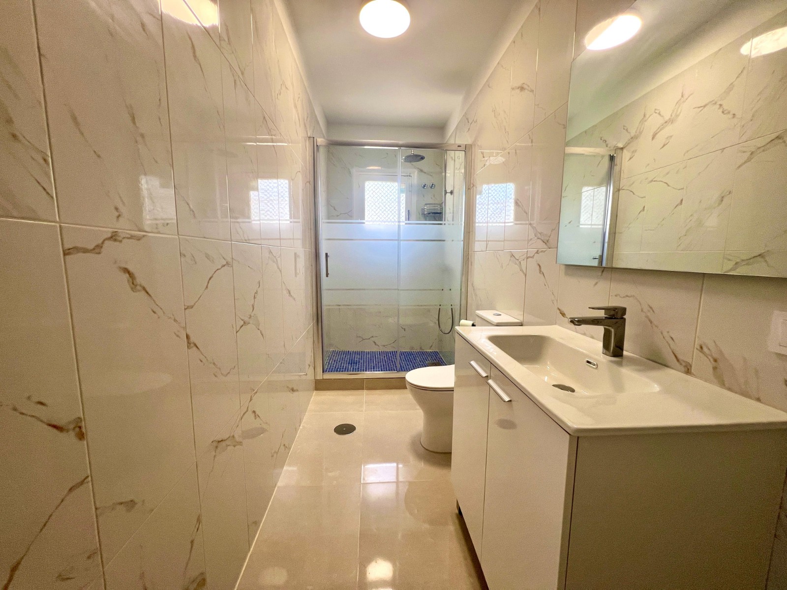 Master bedroom in villa for sale in La Mata